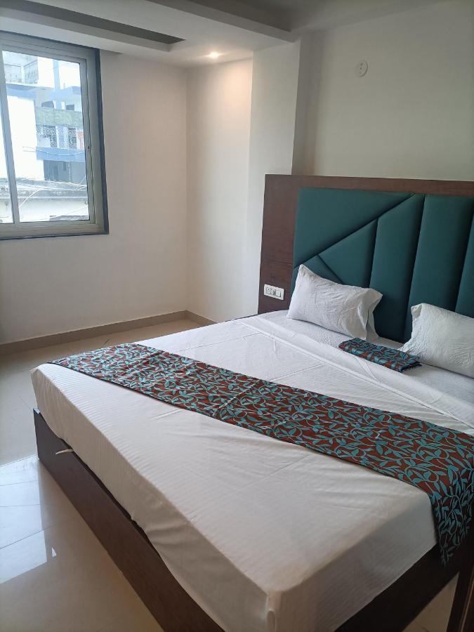 Family Hotel Tark Near Igi Airport Delhi Nova Deli Exterior foto